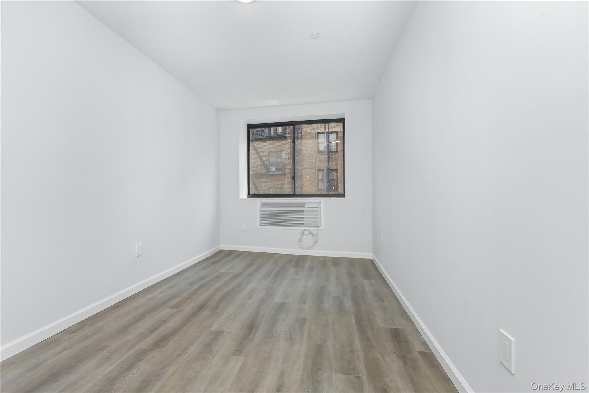 Anderson. Bronx, NY 10452
