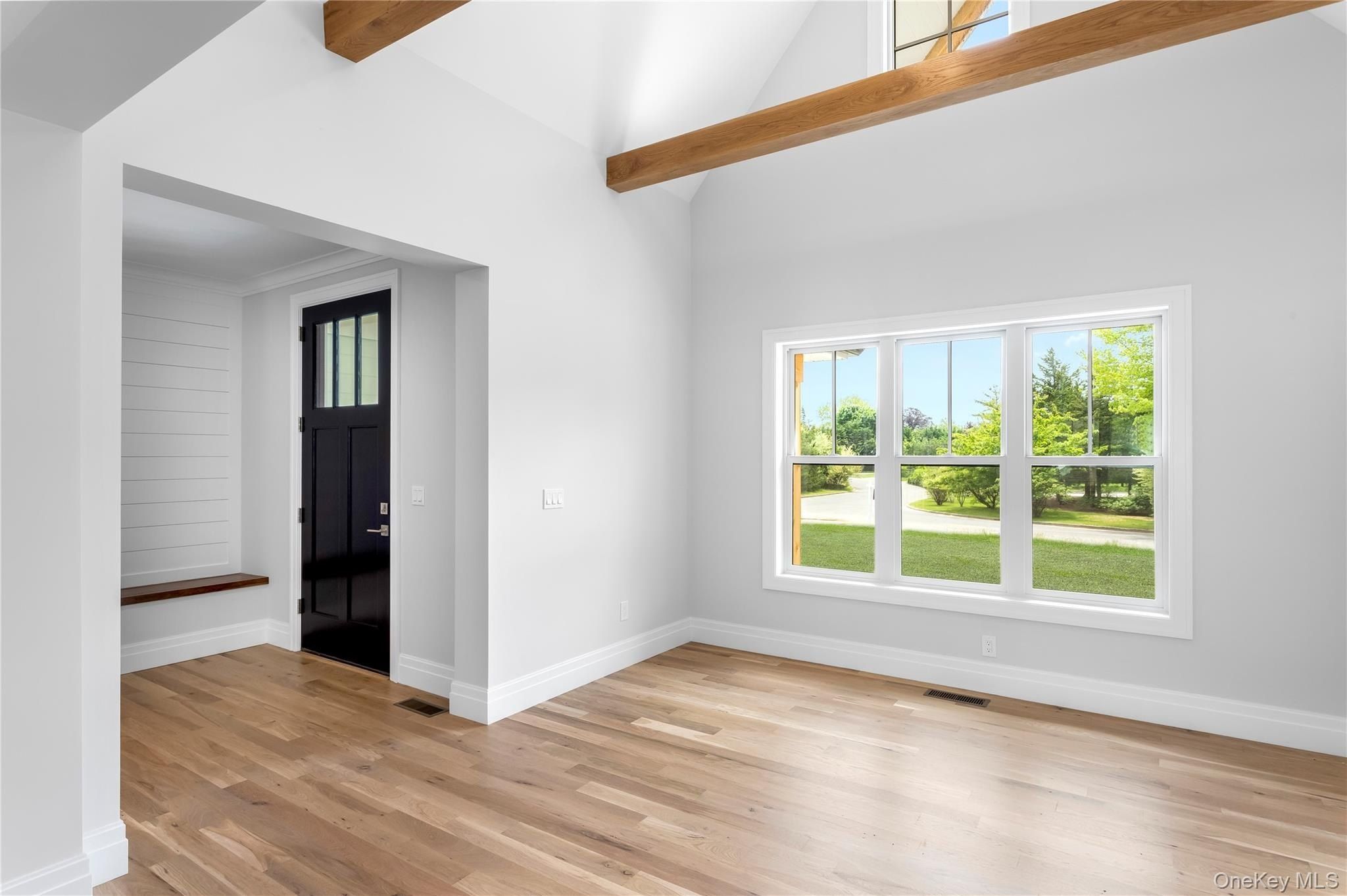 33 Lagoon Court. Riverhead, NY 11901