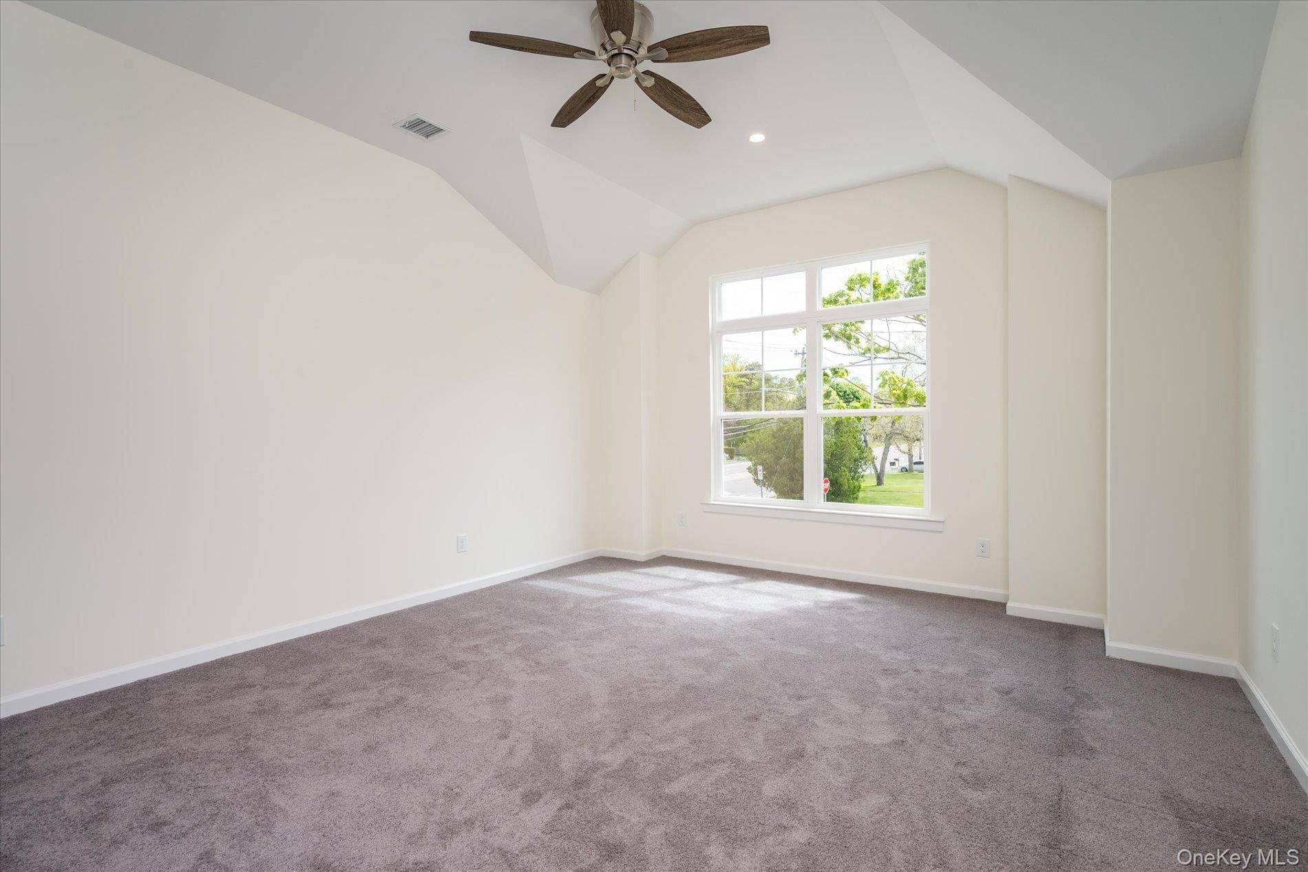 158 Mount Vernon Avenue. Patchogue, NY 11772
