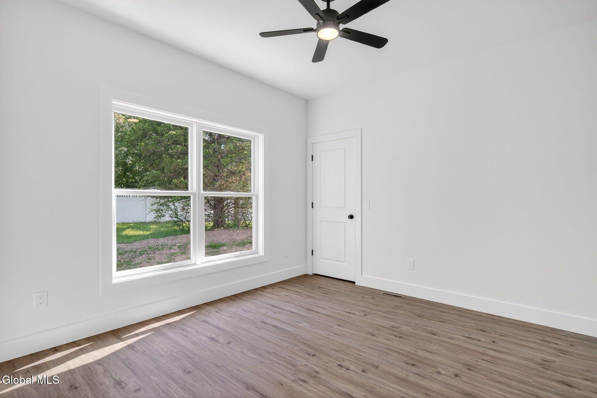5 12 Gardner Road. Wynantskill, NY 12198