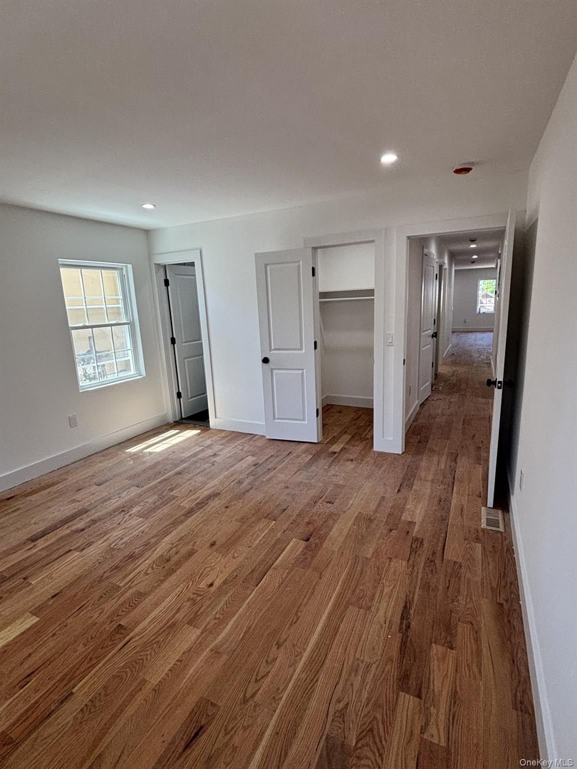 12221 Long Street. Jamaica, NY 11434