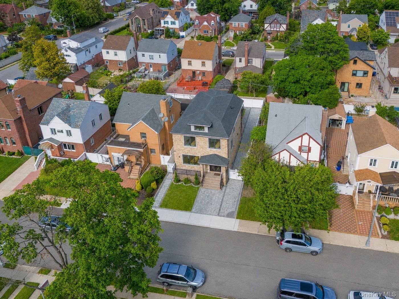 7619 173Rd Street. Fresh Meadows, NY 11366