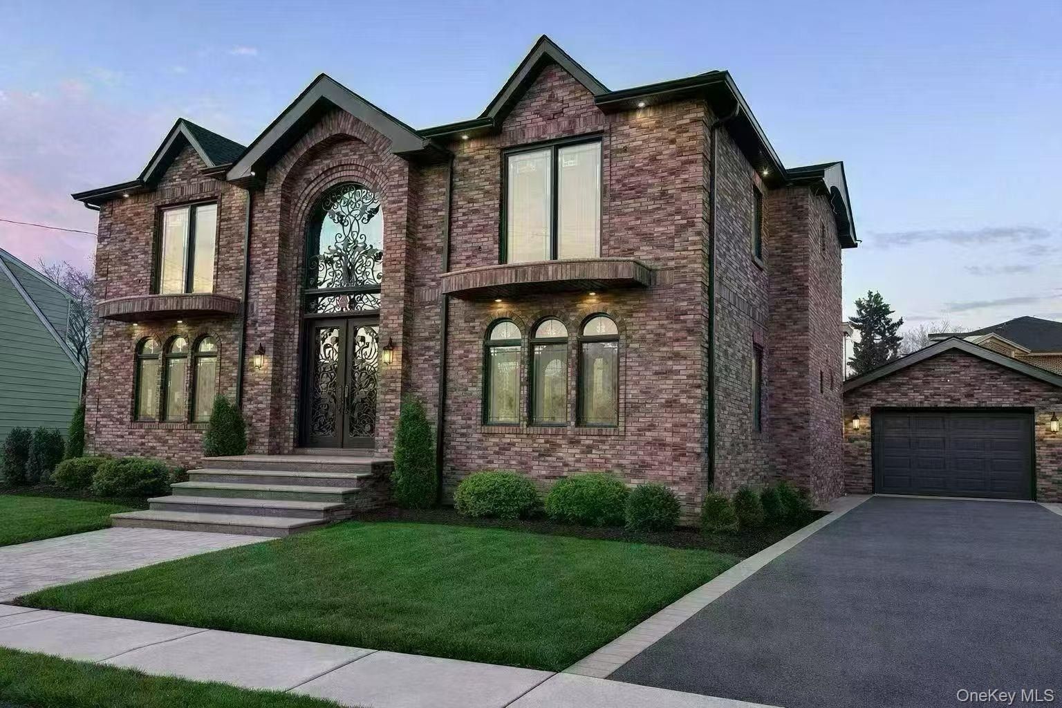 946 Cherry Lane. Floral Park, NY 11001