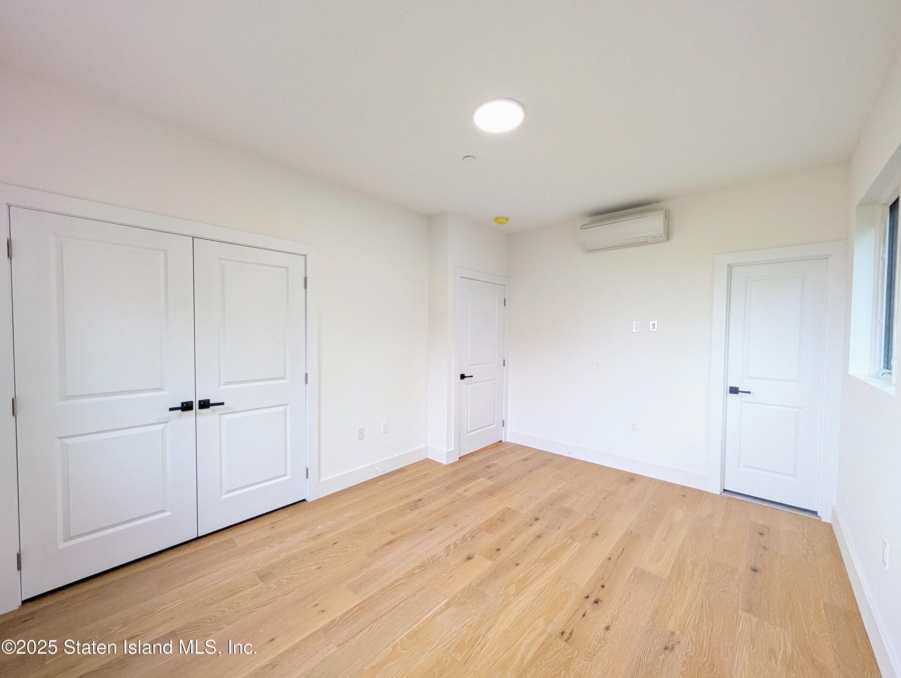3865 Amboy Road. Staten Island, NY 10308
