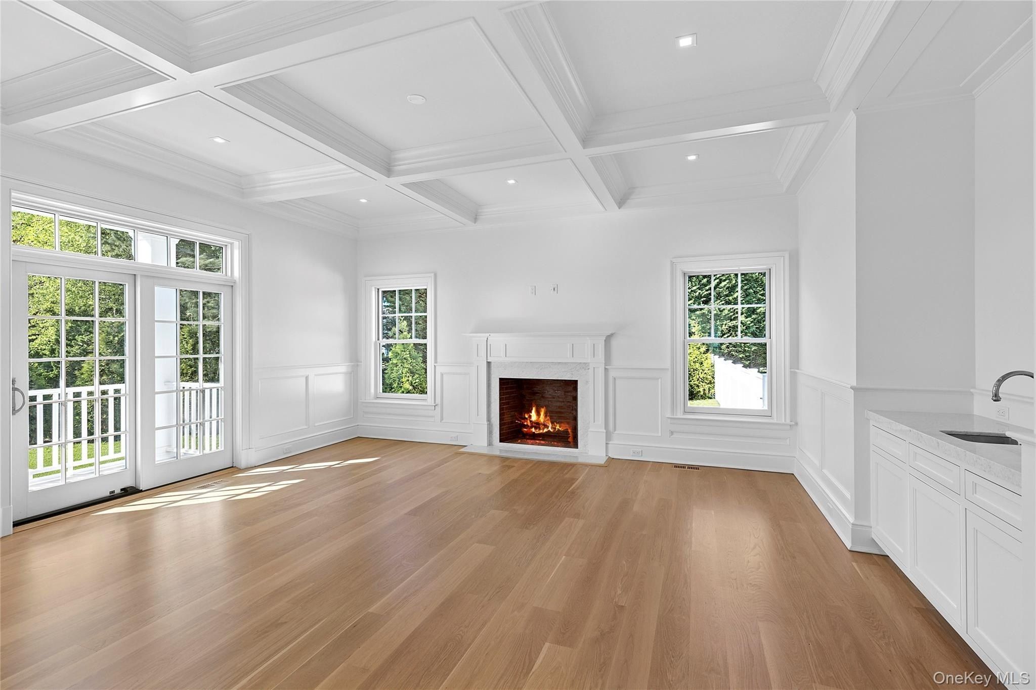 44 Club Lane. Remsenburg, NY 11960