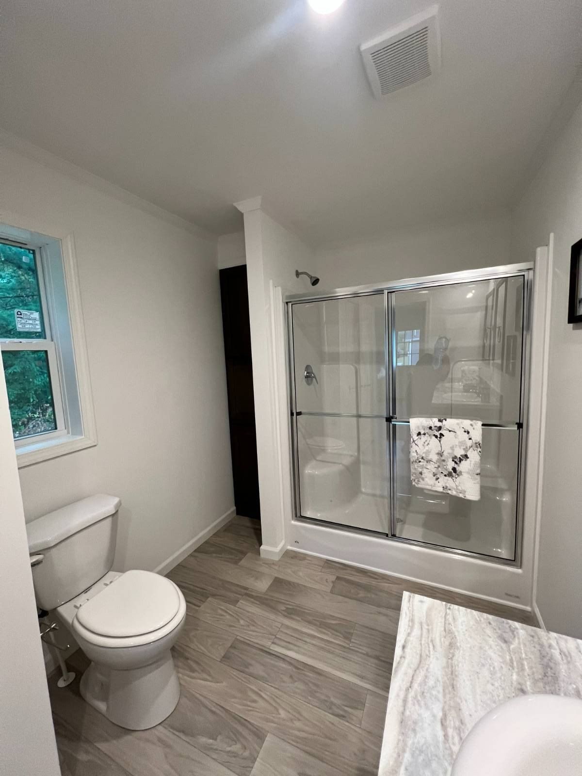 9 Apple Lane. Gansevoort, NY 12831