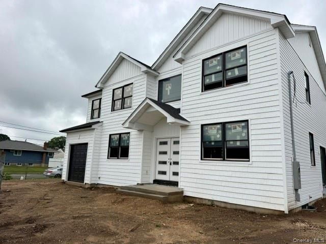 63 Vandewater Street. Farmingdale, NY 11735