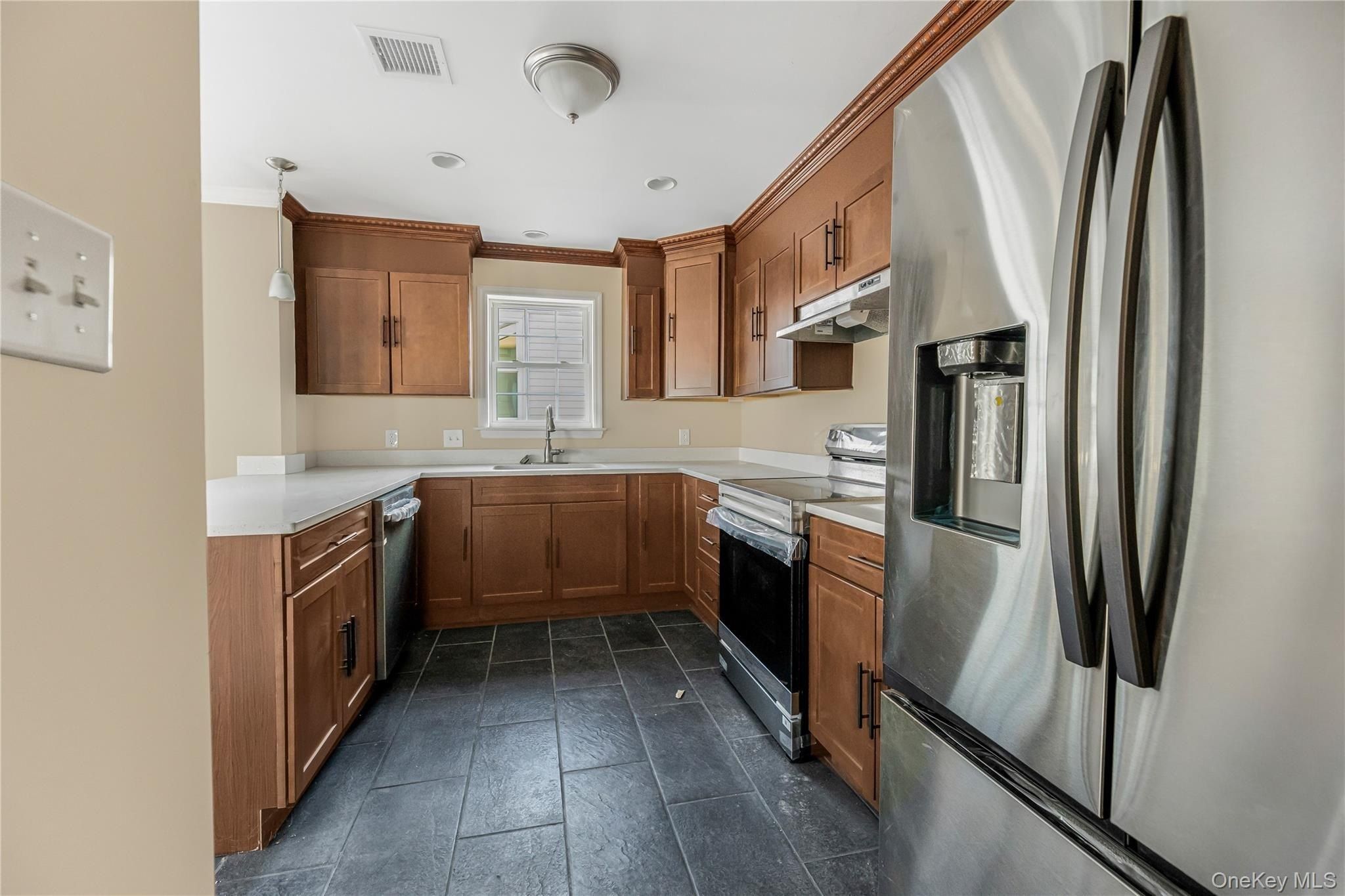 316 E 4Th Street. Mount Vernon, NY 10553
