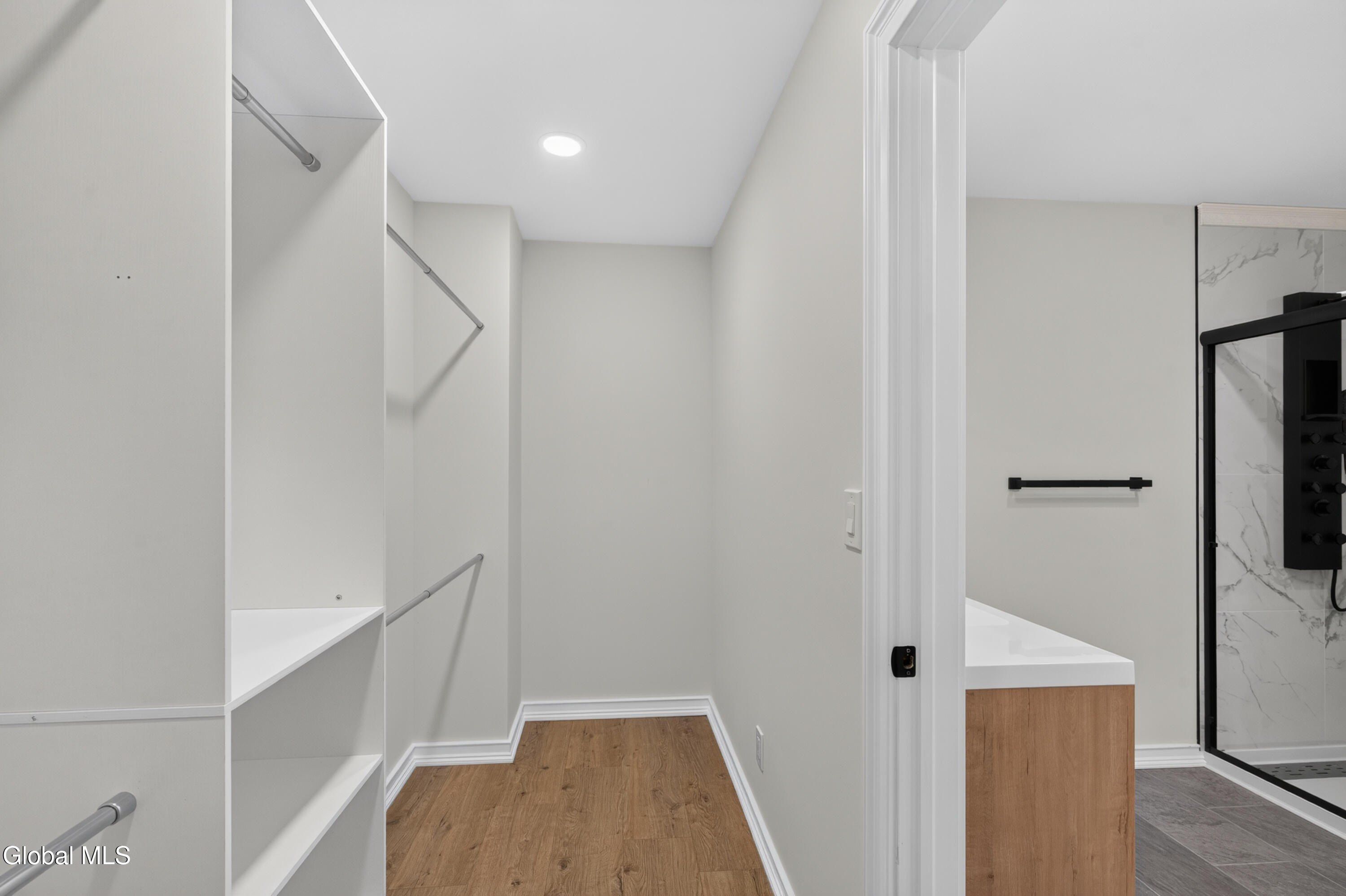 11 Mcdermott Road. Mechanicville, NY 12118