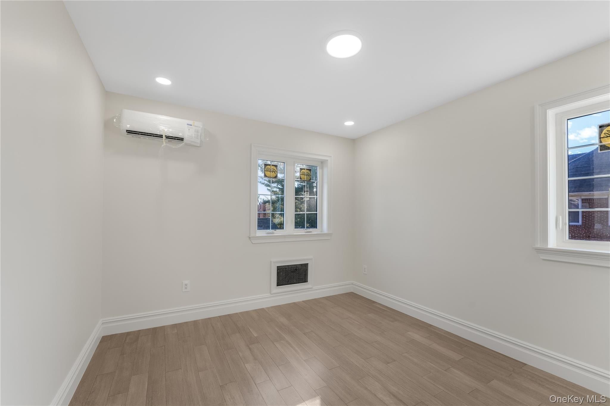 14618 Laburnum Avenue. Flushing, NY 11355