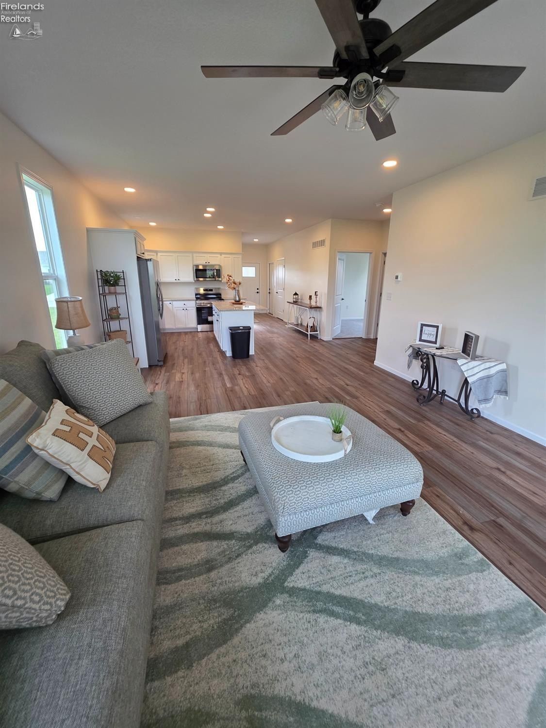312 Ethan Drive. Fremont, OH 43420