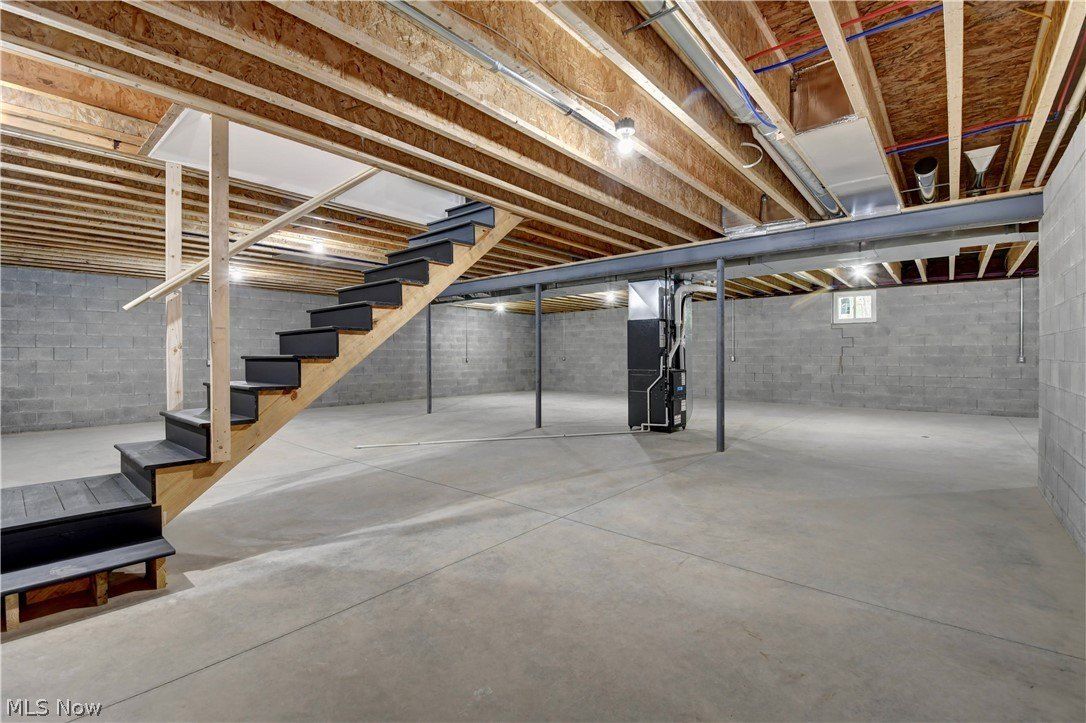 417 Grand Ridge Drive. Howard, OH 43028