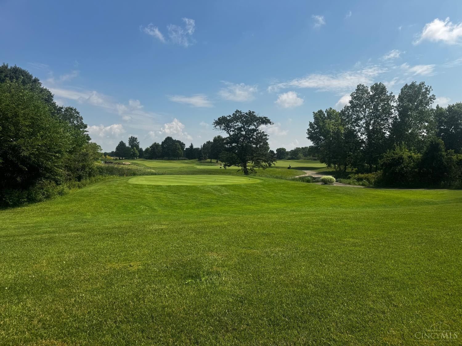 8178 Course View Drive. Liberty Twp, OH 45069