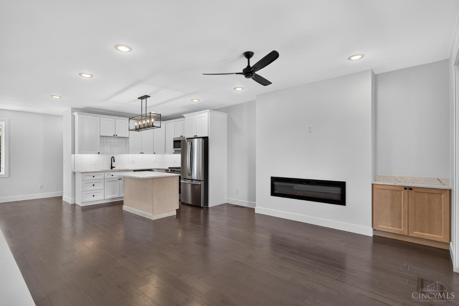 5766 Sanctuary Place. Cincinnati, OH 45230