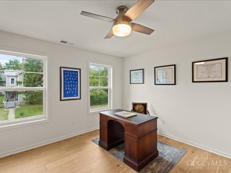 1623 Dexter. Cincinnati, OH 45206