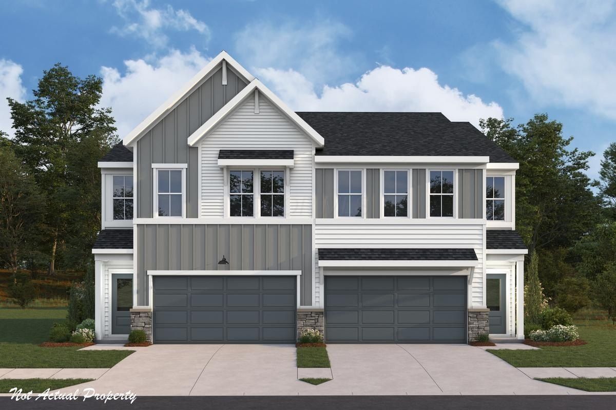 8007 Edgewater Crossing. Pickerington, OH 43147