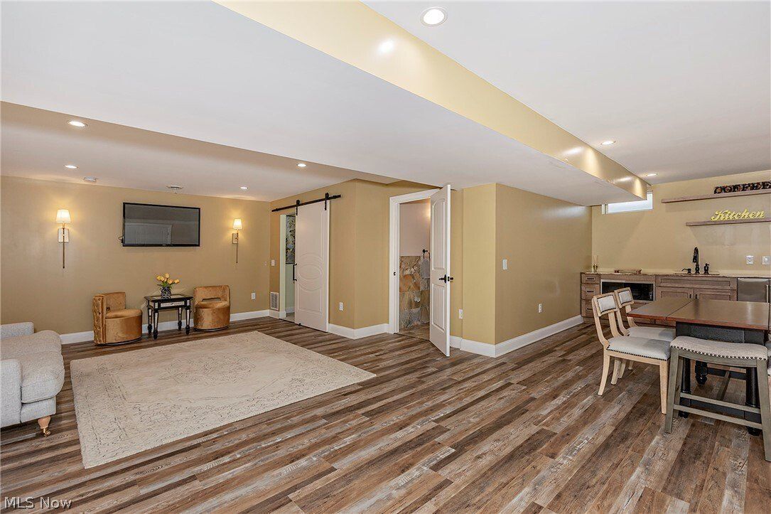 36627 Gladstone Mill Drive. North Ridgeville, OH 44039