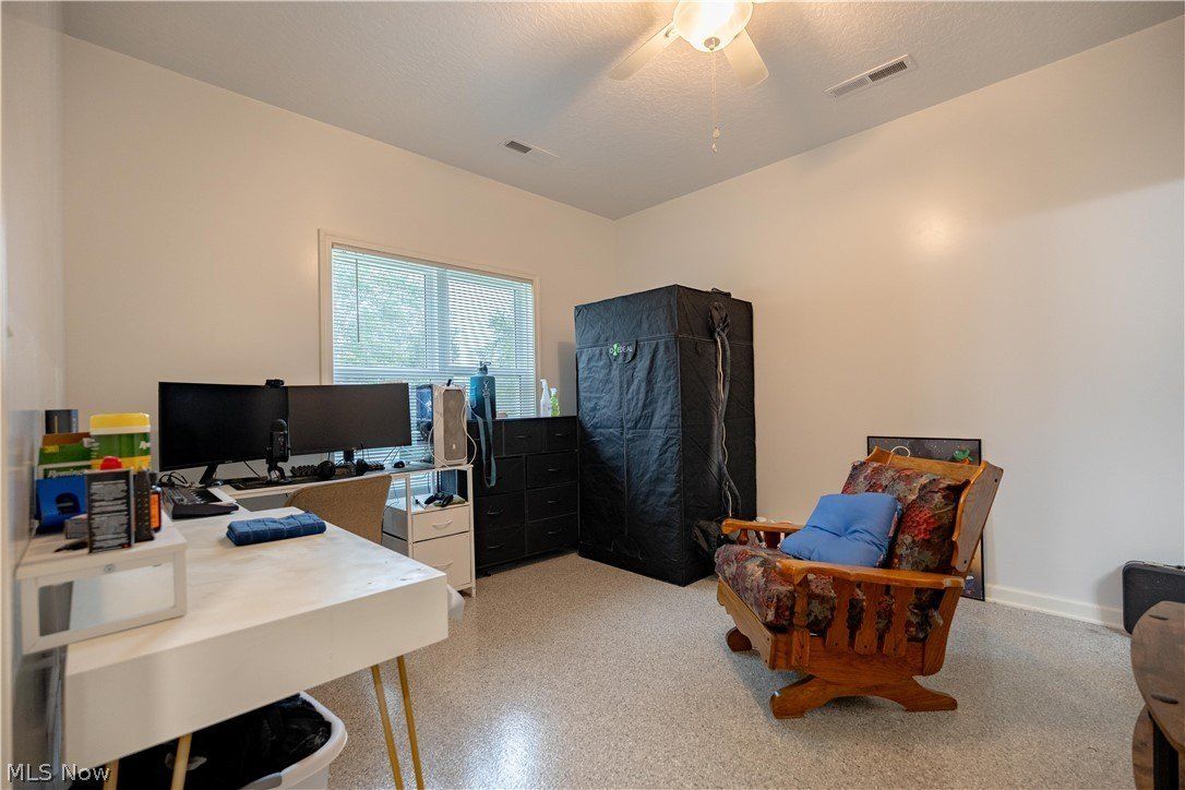 219 5Th Street Sw. Brewster, OH 44613