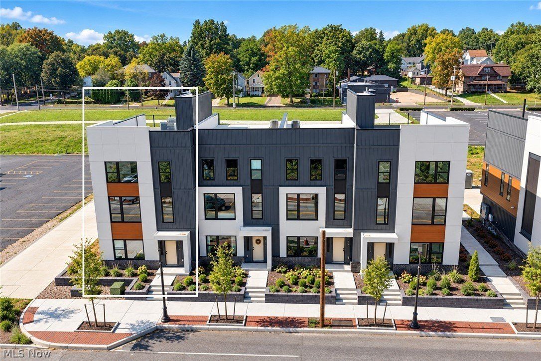 1714 Front Street. Cuyahoga Falls, OH 44221