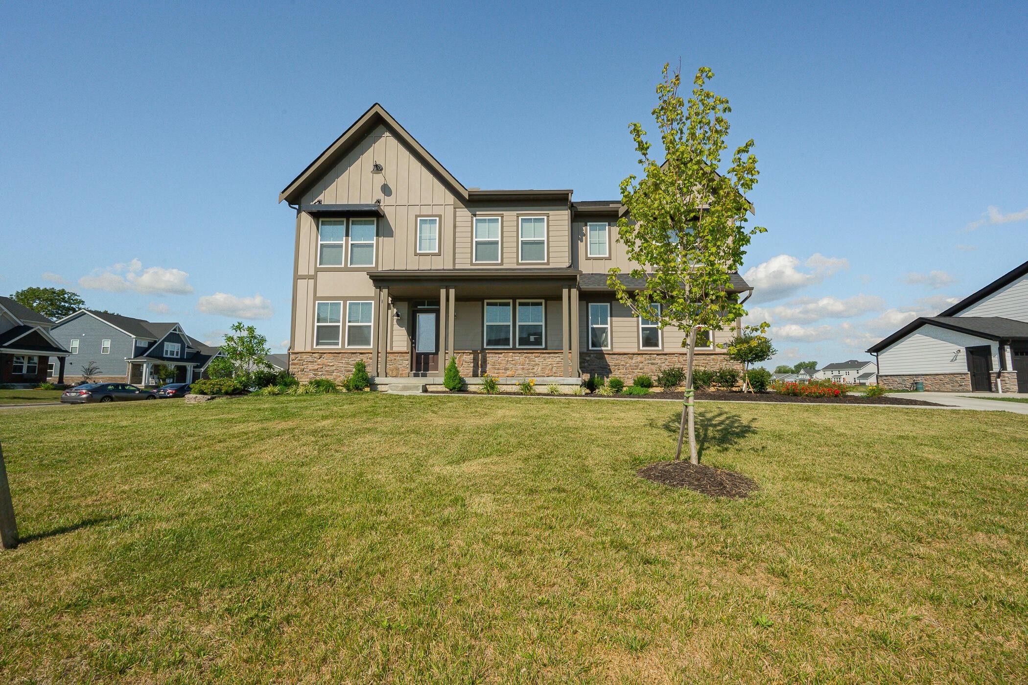 3821 Aviary Loop. Hilliard, OH 43026