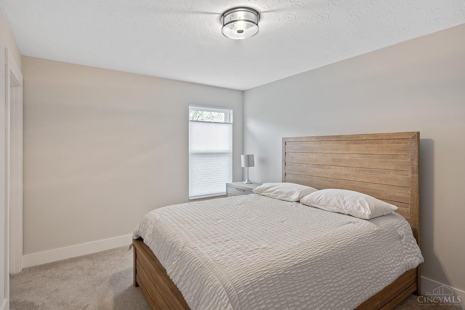 711 Brelsford Avenue. Trenton, OH 45067