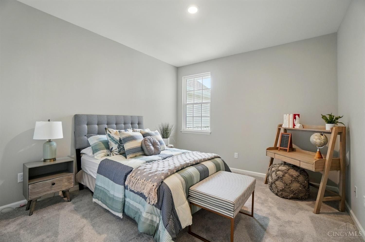 5086 Garden Grove Lane. Cincinnati, OH 45238