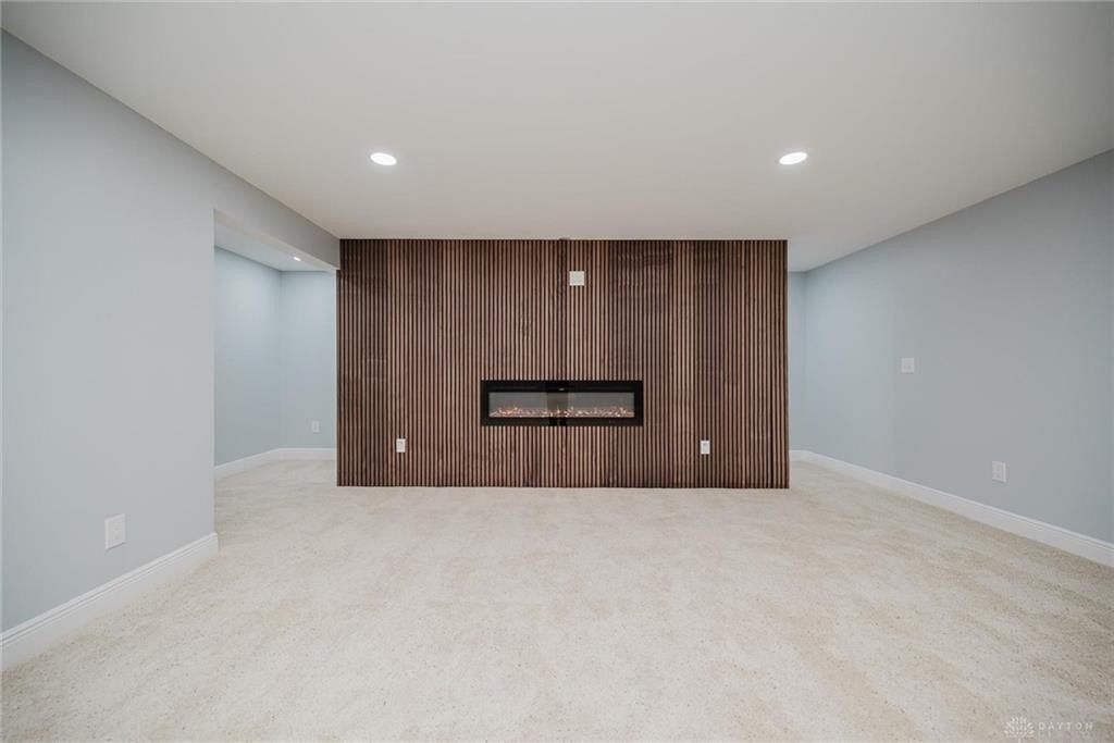 8613 Byers Road. Miamisburg, OH 45342