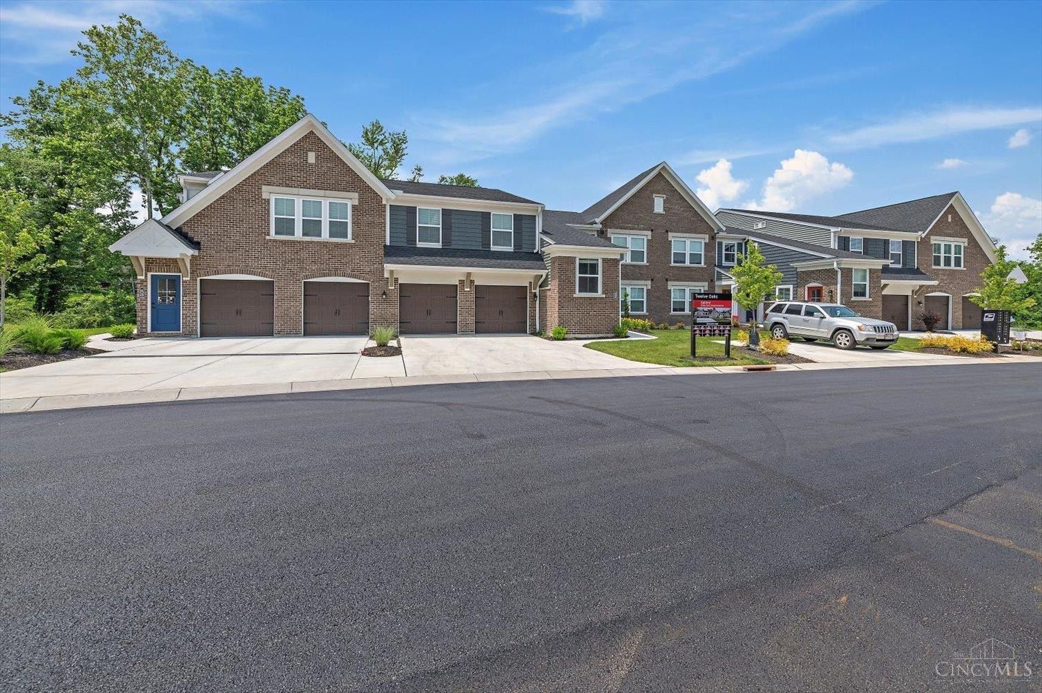 649 Tradition Ridge. Cincinnati, OH 45245