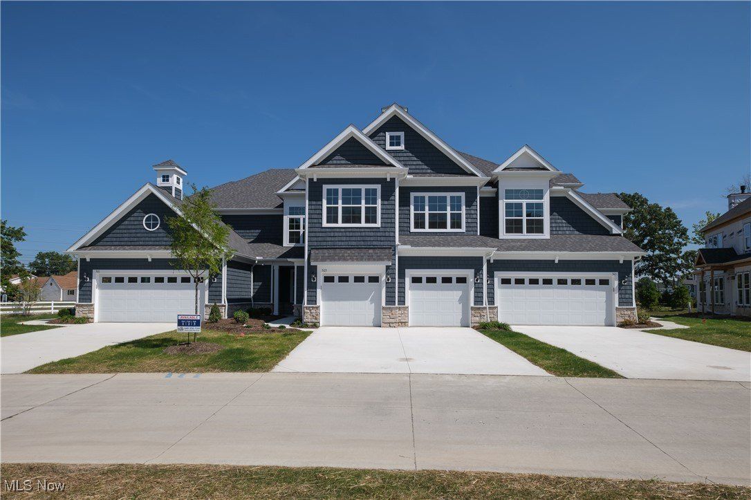 510 Port Side Drive. Avon Lake, OH 44012