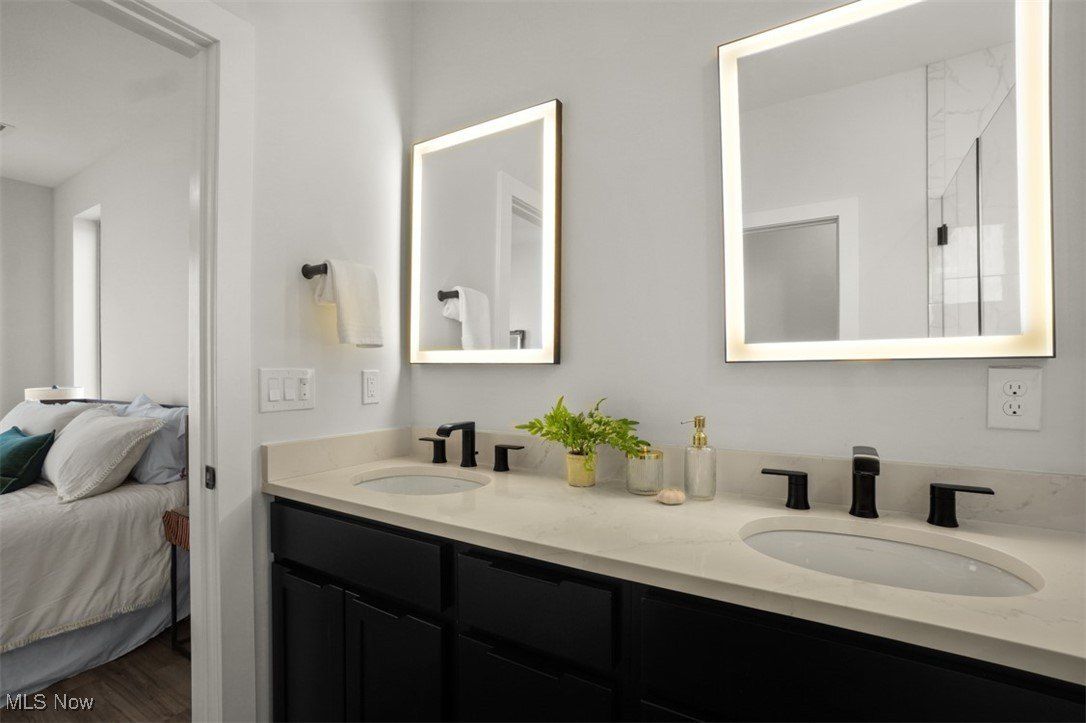 1485 E Superior Avenue Unit 25. Cleveland, OH 44114