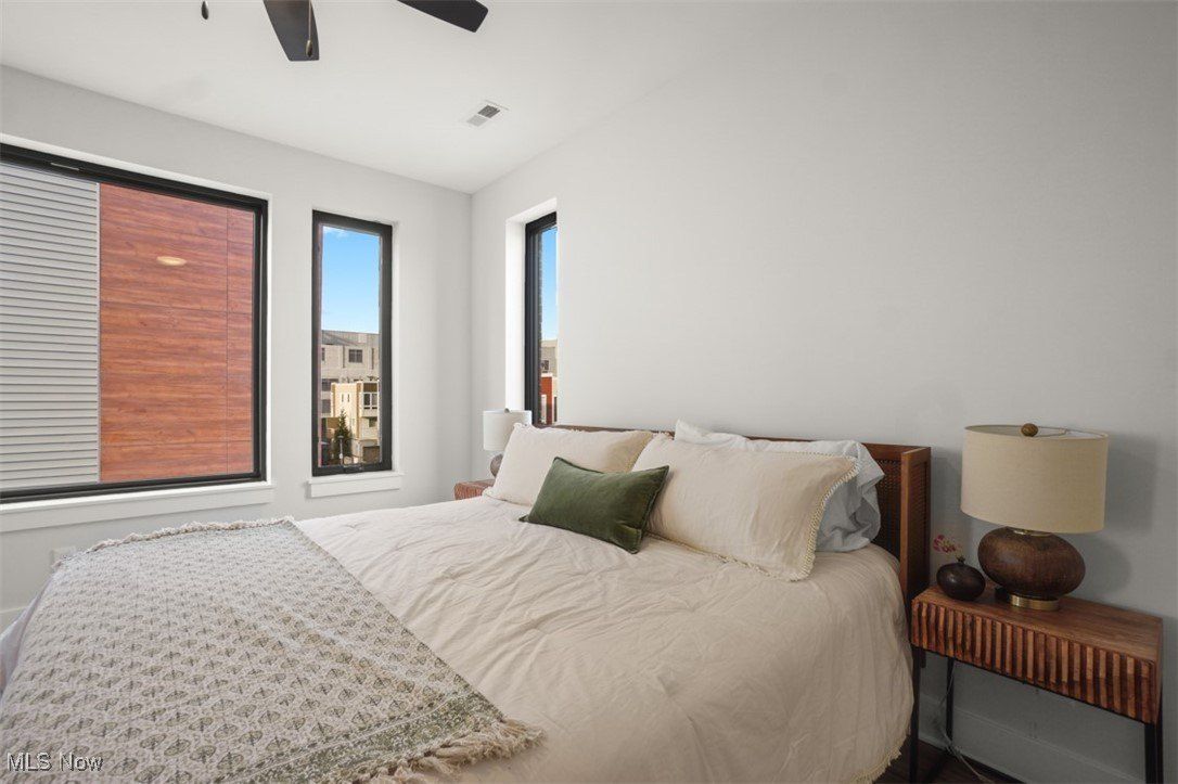 1495 E Superior Avenue Unit 27. Cleveland, OH 44114