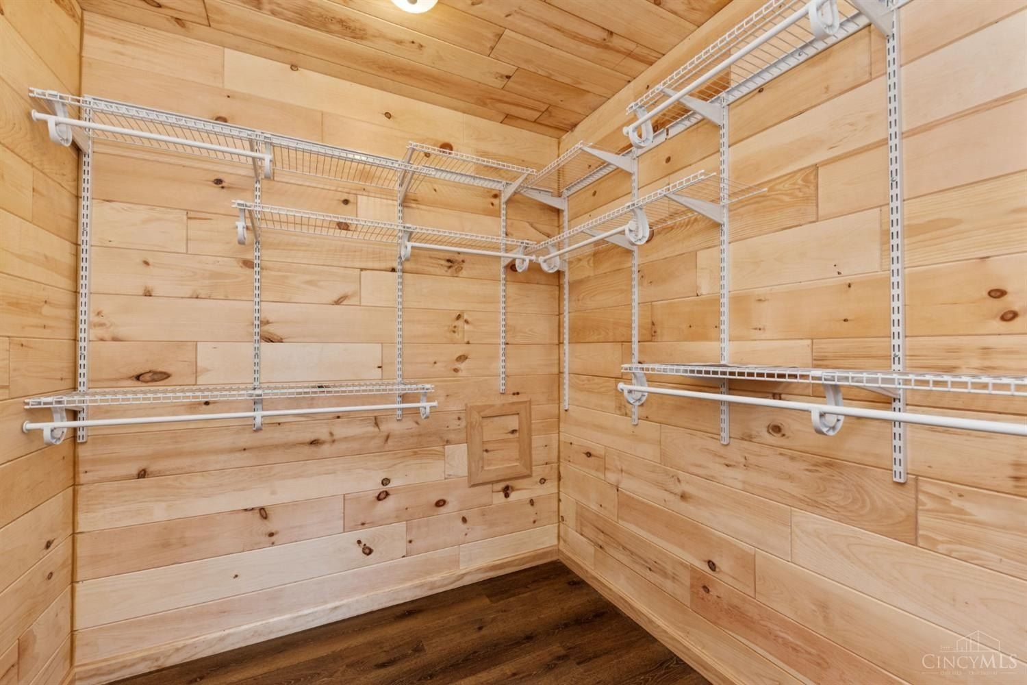 195 Silver Lane. Winchester, OH 45697