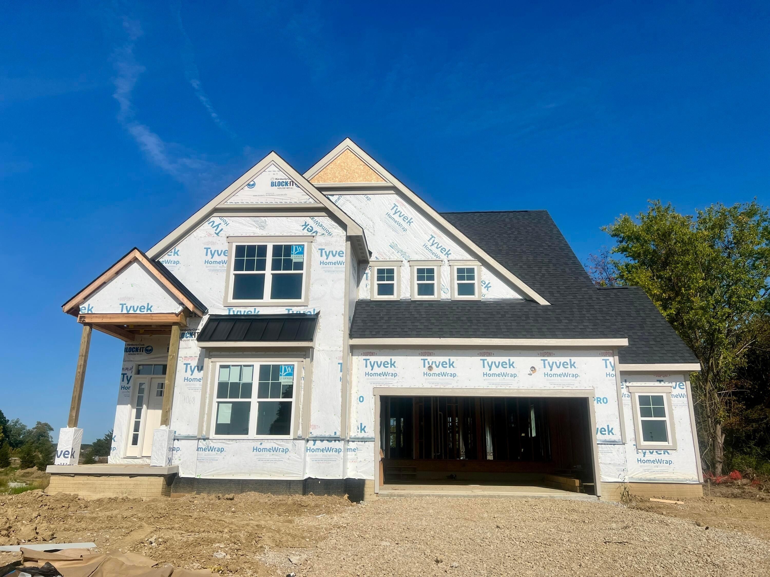 1068 Ivy Wood Drive. Sunbury, OH 43074