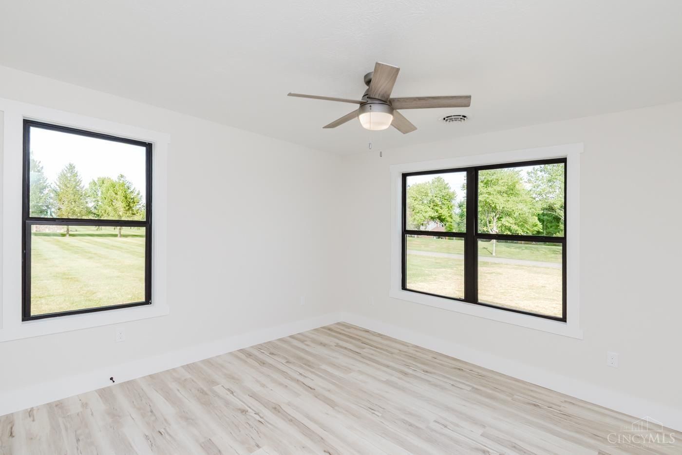 19 Lakengren Drive. Eaton, OH 45320