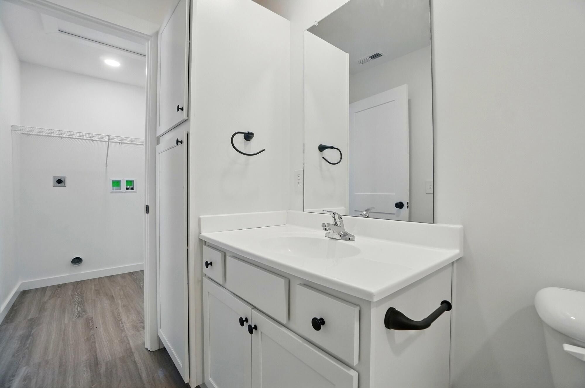 638 Clifton Avenue. Springfield, OH 45505