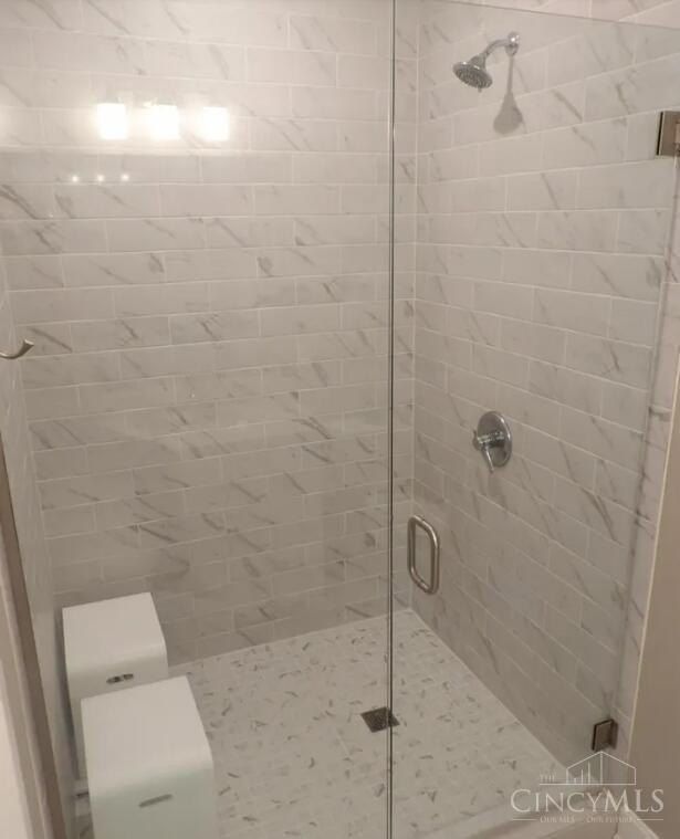 658 Hawthorne Avenue. Cincinnati, OH 45205