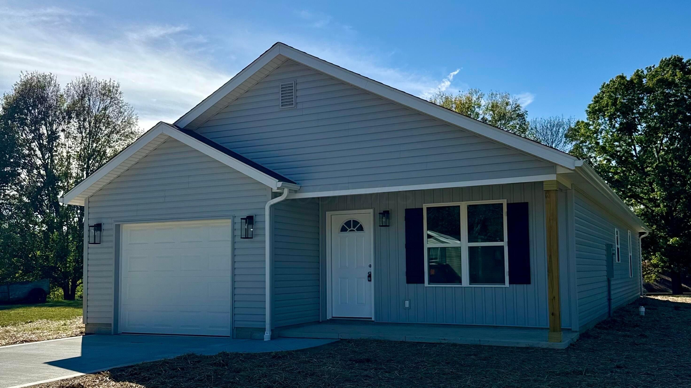 723 Pearl Drive. Loudonville, OH 44842