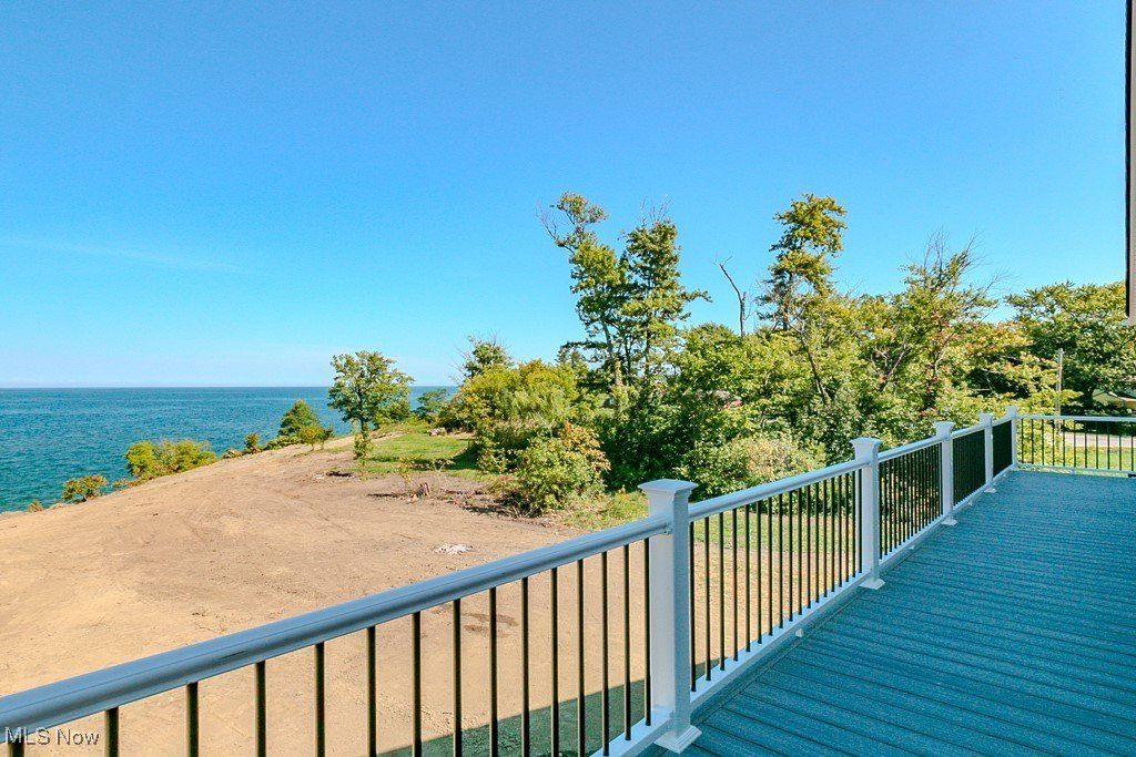 1006 Robinhood Avenue. Painesville, OH 44077