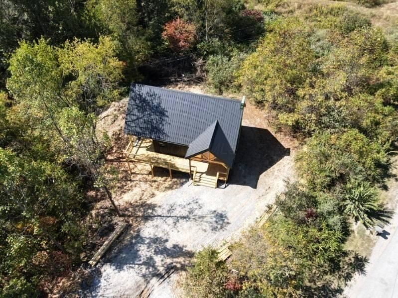 63772 Frazee Lane. McArthur, OH 45651