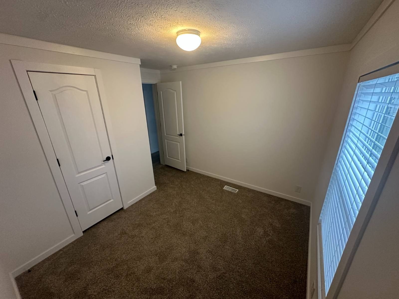 5222 Greenwich R Greenwich Rd. Seville, OH 44273