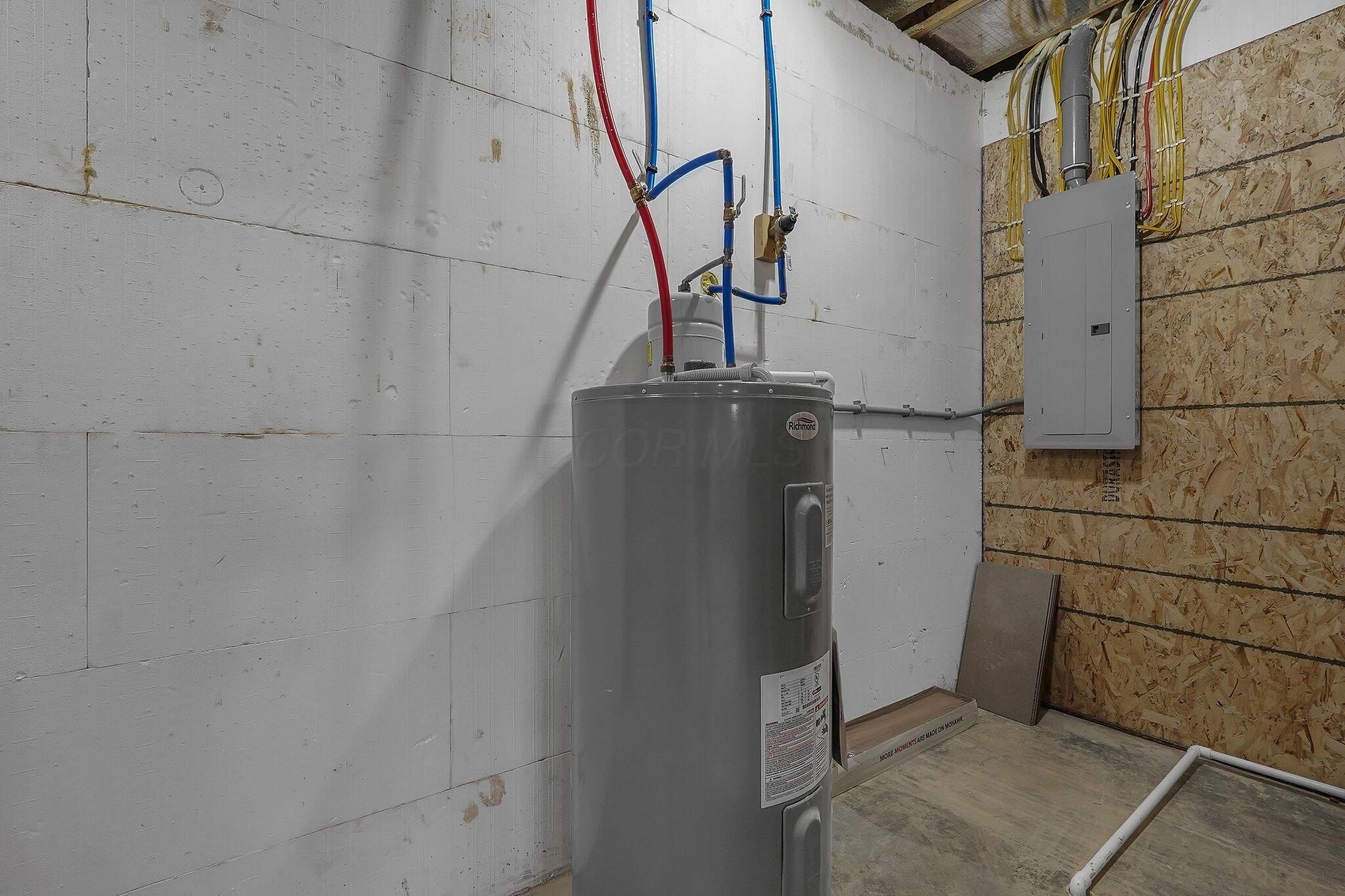 4826 Factory Road. Albany, OH 45710