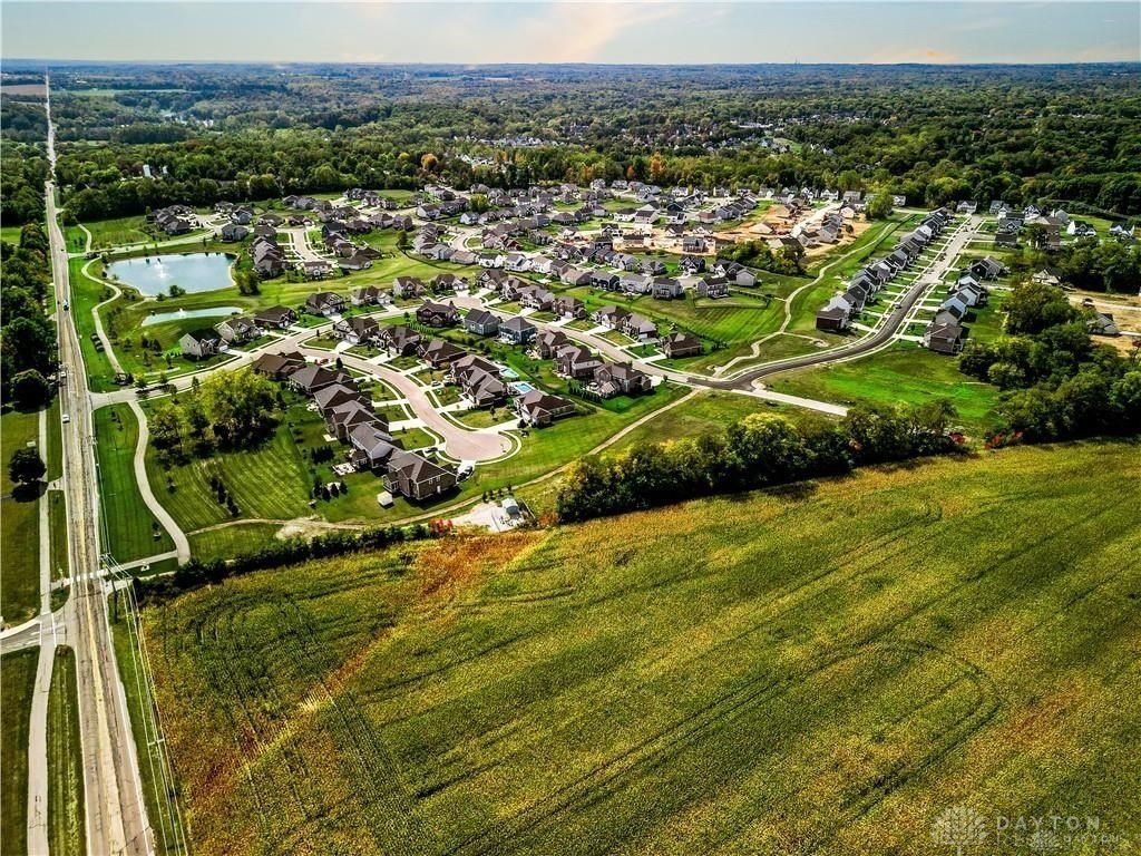 435 Pilot Point. Vandalia, OH 45377