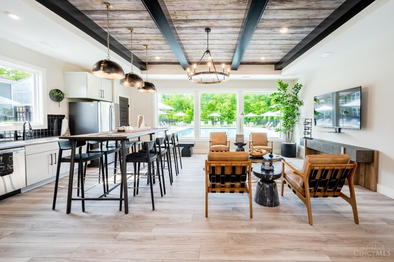 5883 Parkview Lane Unit 90300. Milford, OH 45150