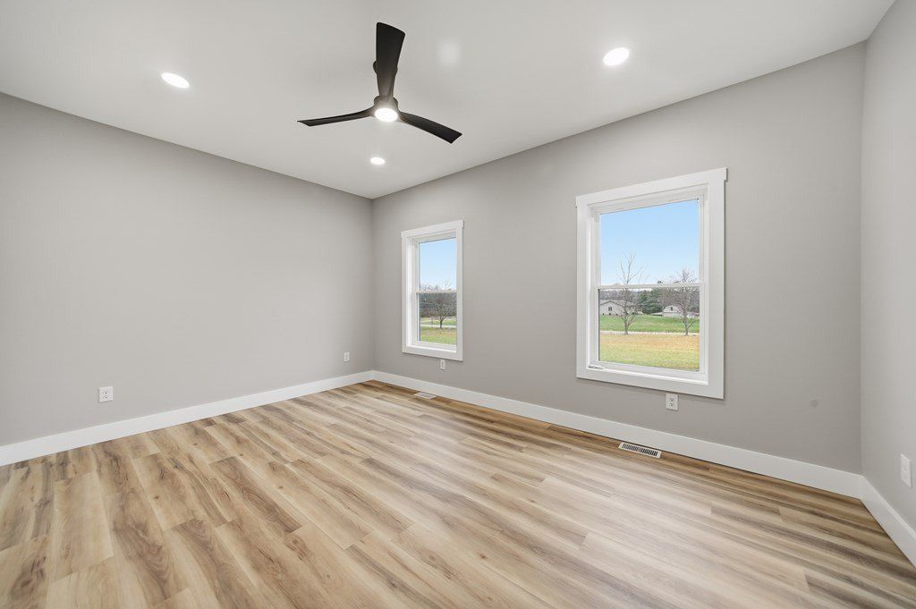 350 Twitchell Road. Mansfield, OH 44903