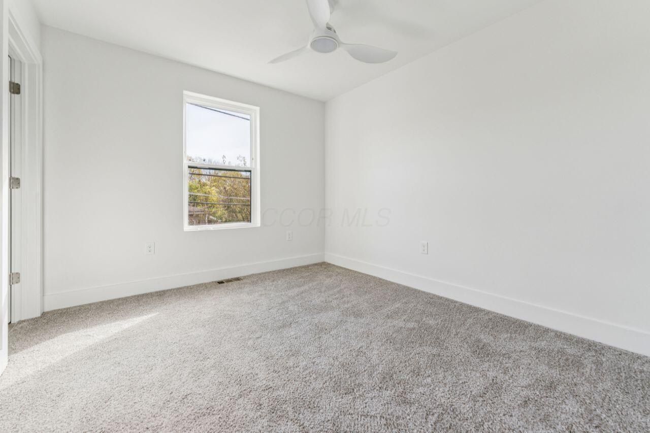 489 Lilley Avenue. Columbus, OH 43205