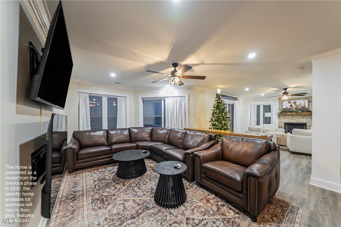 1201 Whispering Shores. Vermilion, OH 44089