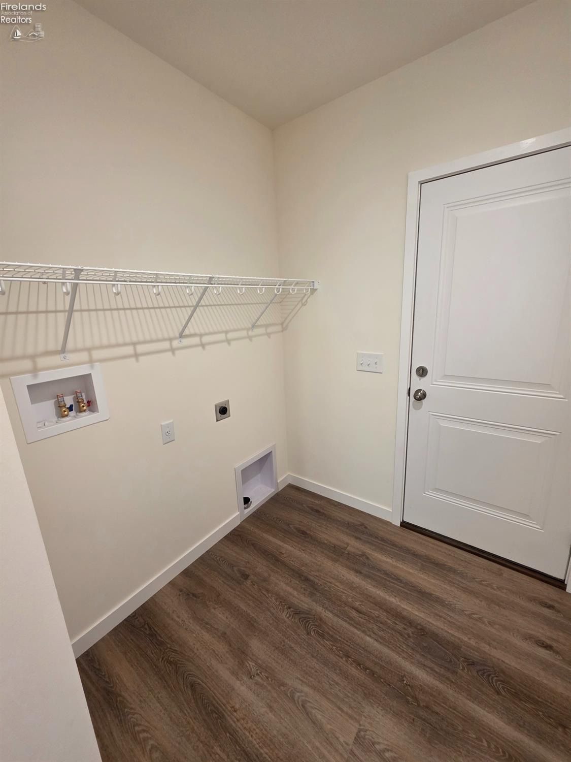 318 Ethan Drive. Fremont, OH 43420