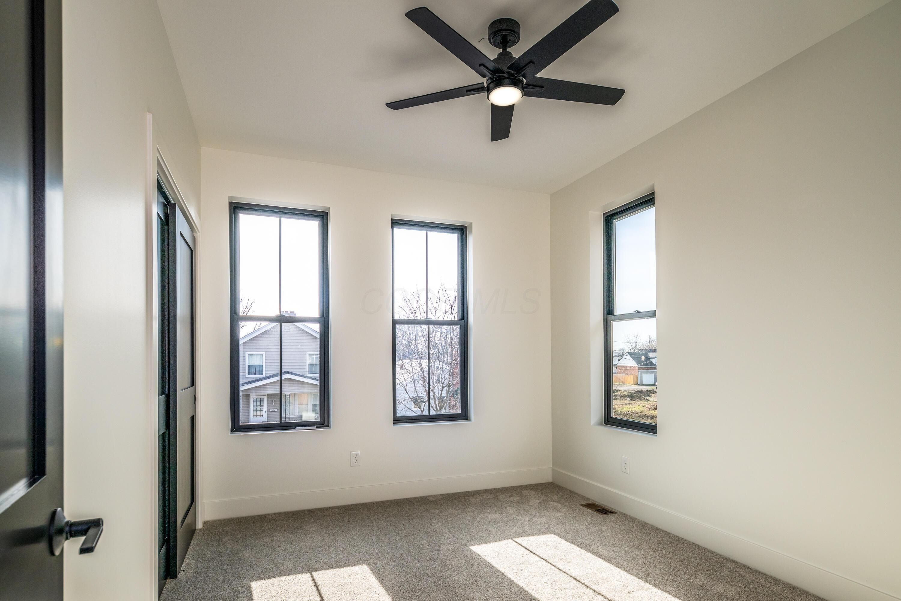 380 E Markison Avenue. Columbus, OH 43207