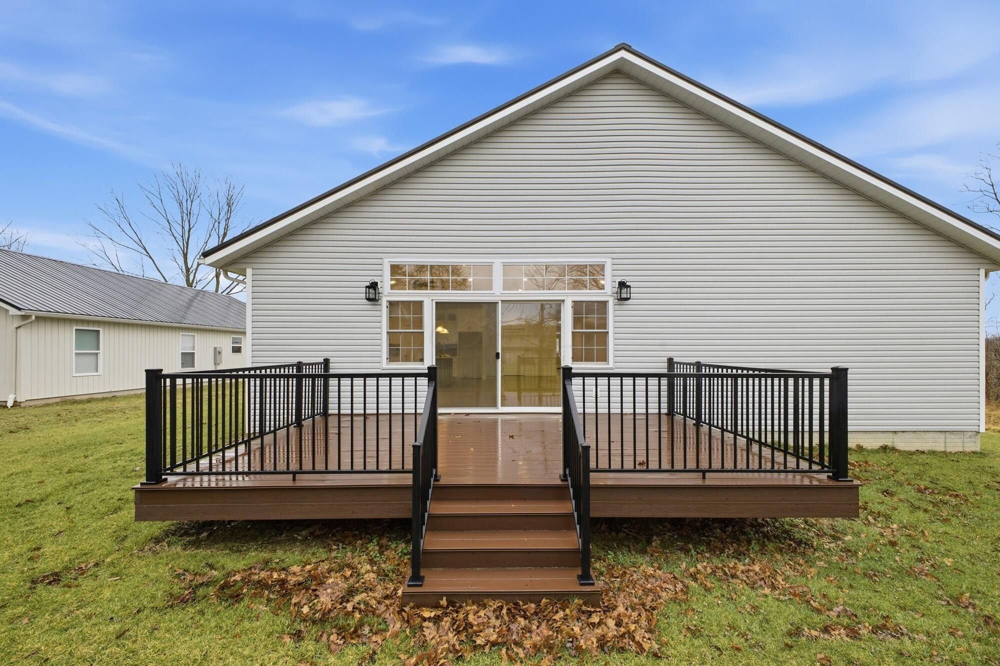 15066 Monroe Mills Road. Mount Vernon, OH 43050