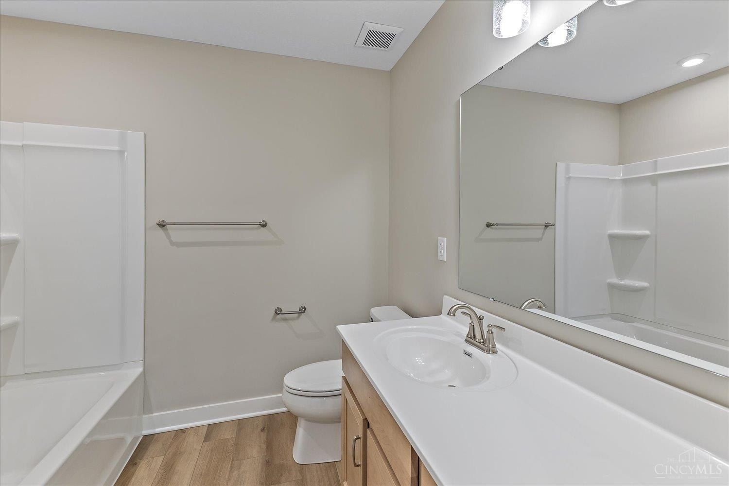 2006 Pebble Grove Way. Goshen, OH 45122